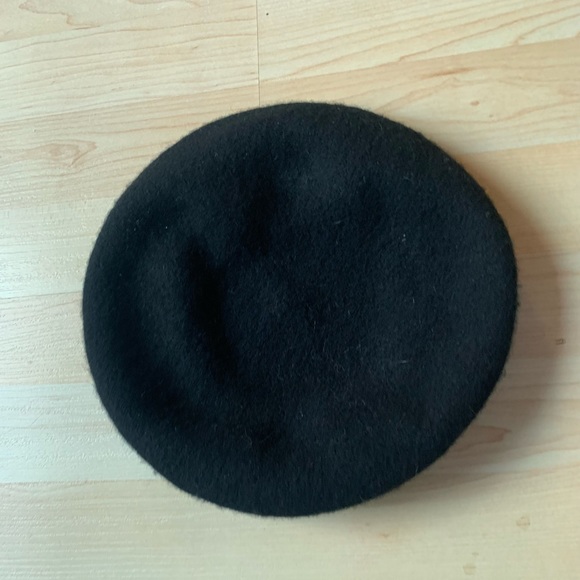 Black Beret from Japan - Picture 1 of 2